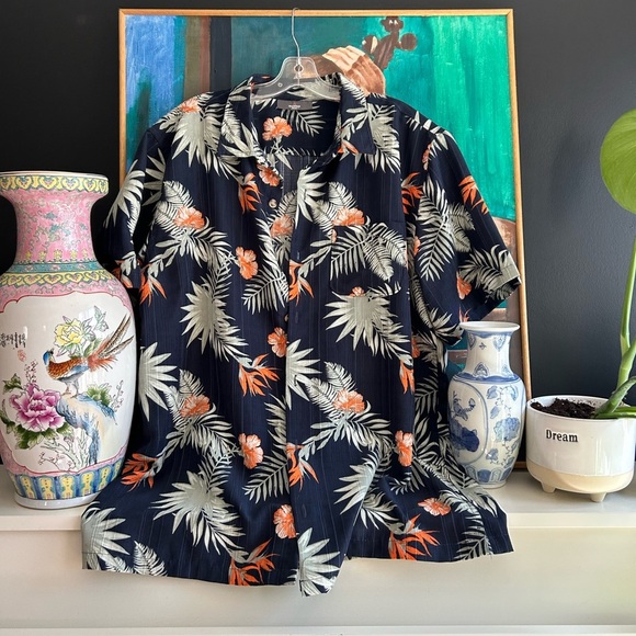 Men's Casual Button Down Shirt - Navy Floral by Mountain Ridge L - Picture 1 of 15